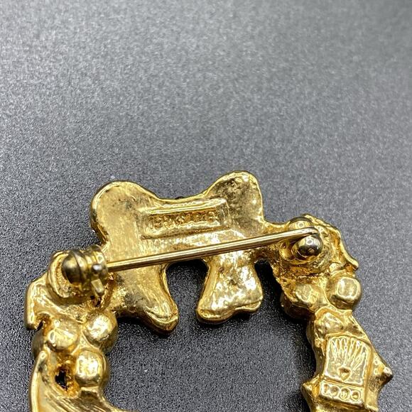 Vintage Merksamer Rhinestone Christmas Wreath Brooch Gold Tone - Picture 5 of 7